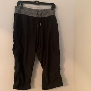 Lukka Capri pants